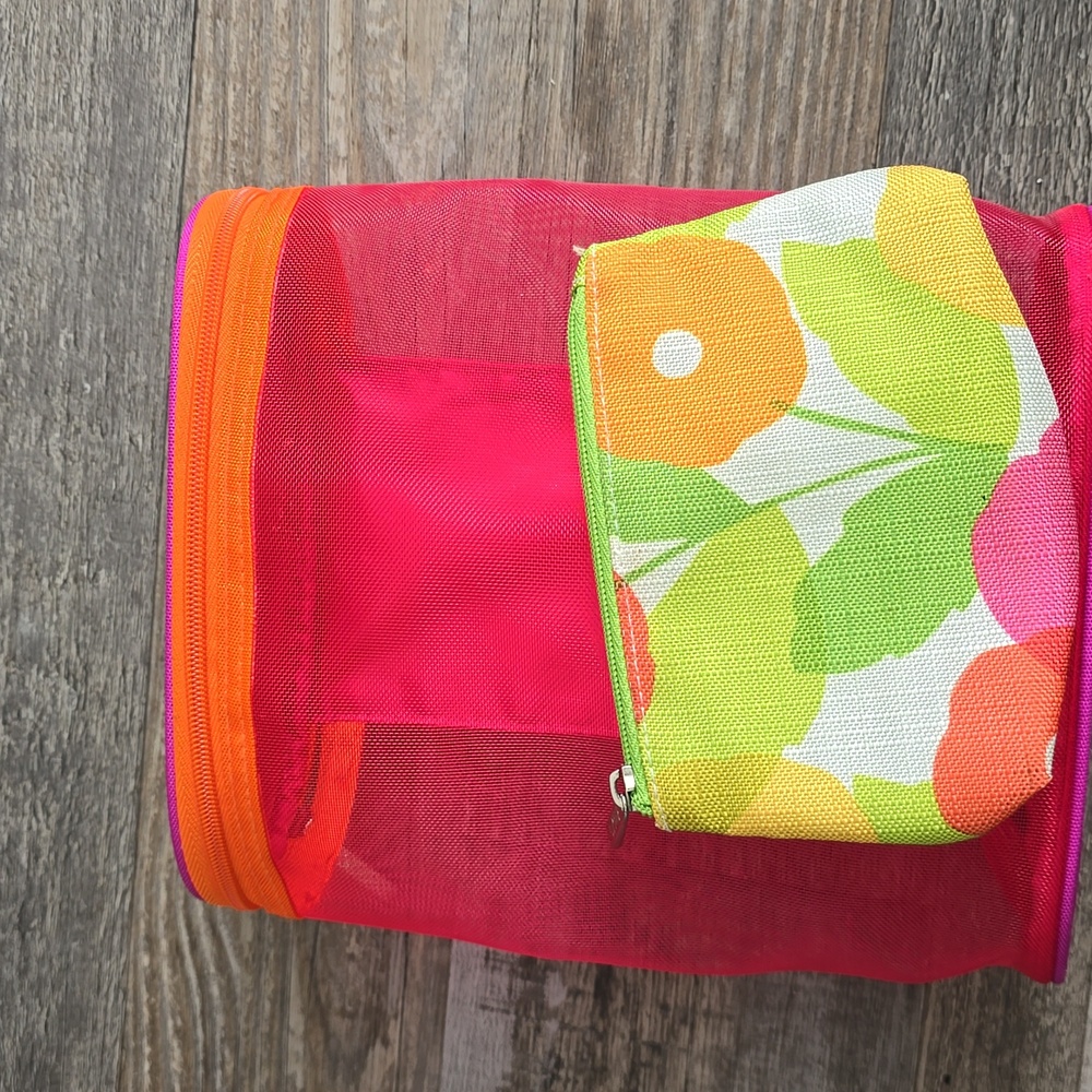 Clinique Make-Up‎ Bags- Set Of Two